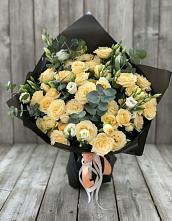 Букет цветов из:  Розы и Лизиантусы #REPLACE_PRED# Чернышевский