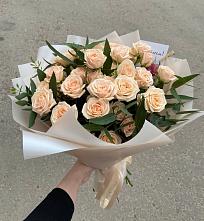 Букет Кремовые розы Латте в Чернышевский