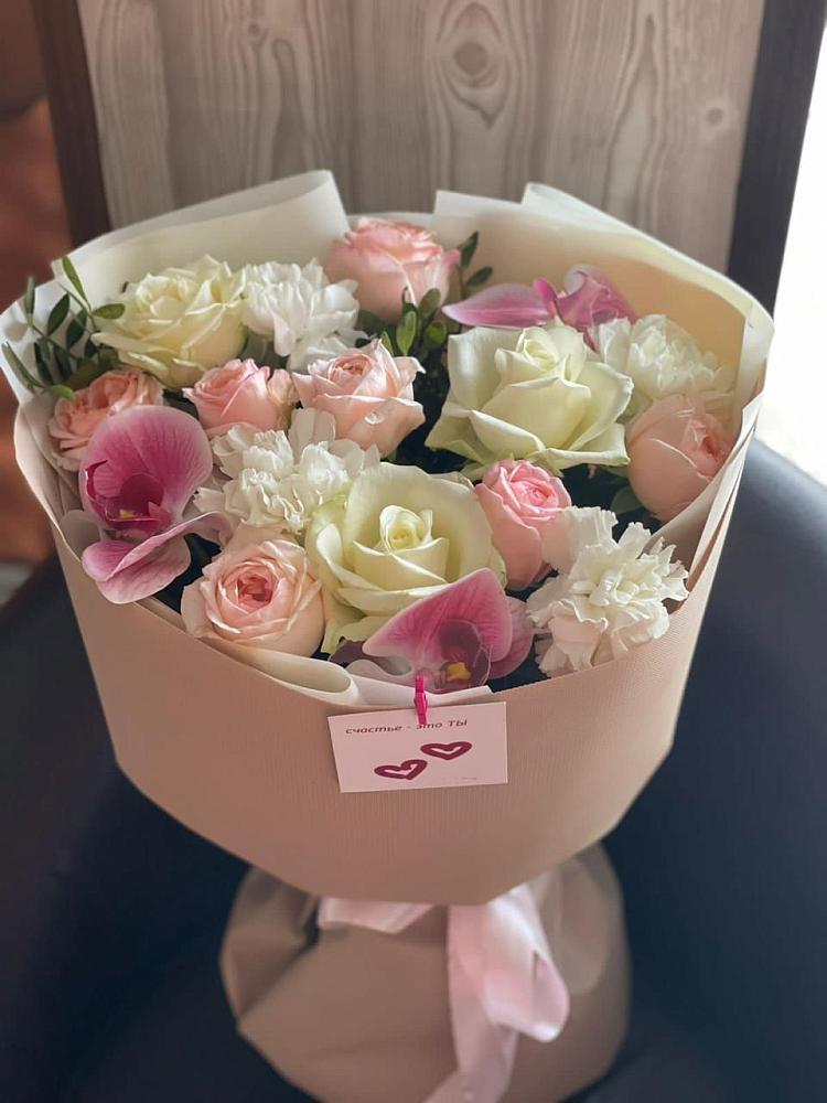 Букет цветов из: Орхидеи, Розы и Гвоздики в Чернышевский