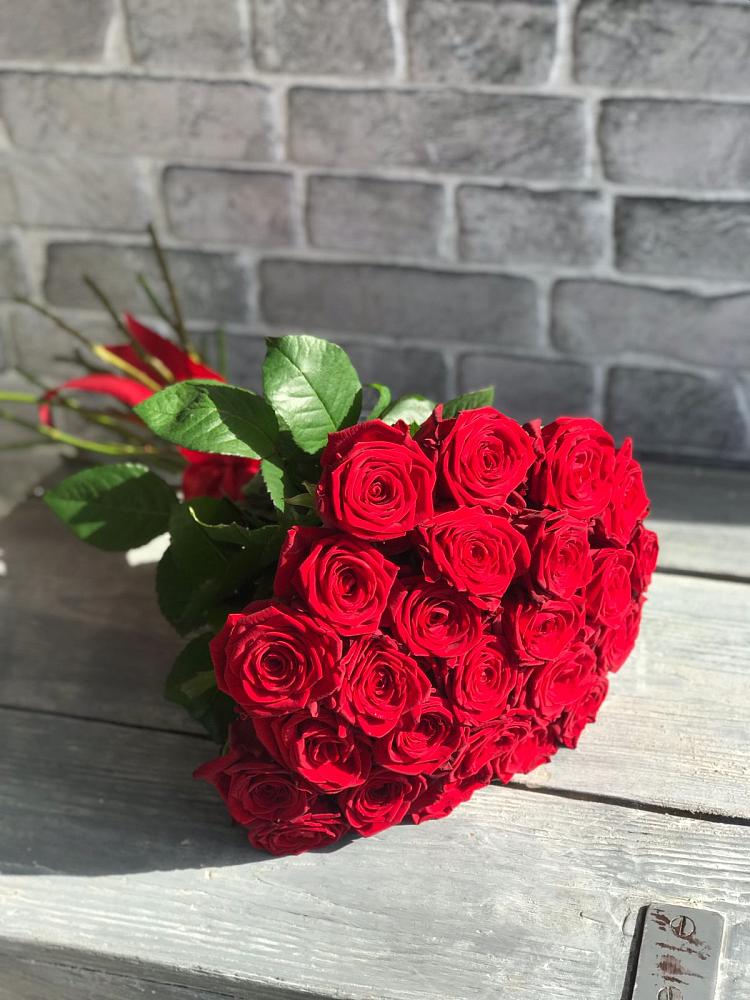 Букет Красные розы Фридом в Чернышевский
