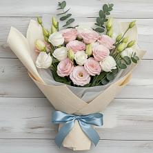 Букет цветов из:  Лизиантусы в Чернышевский