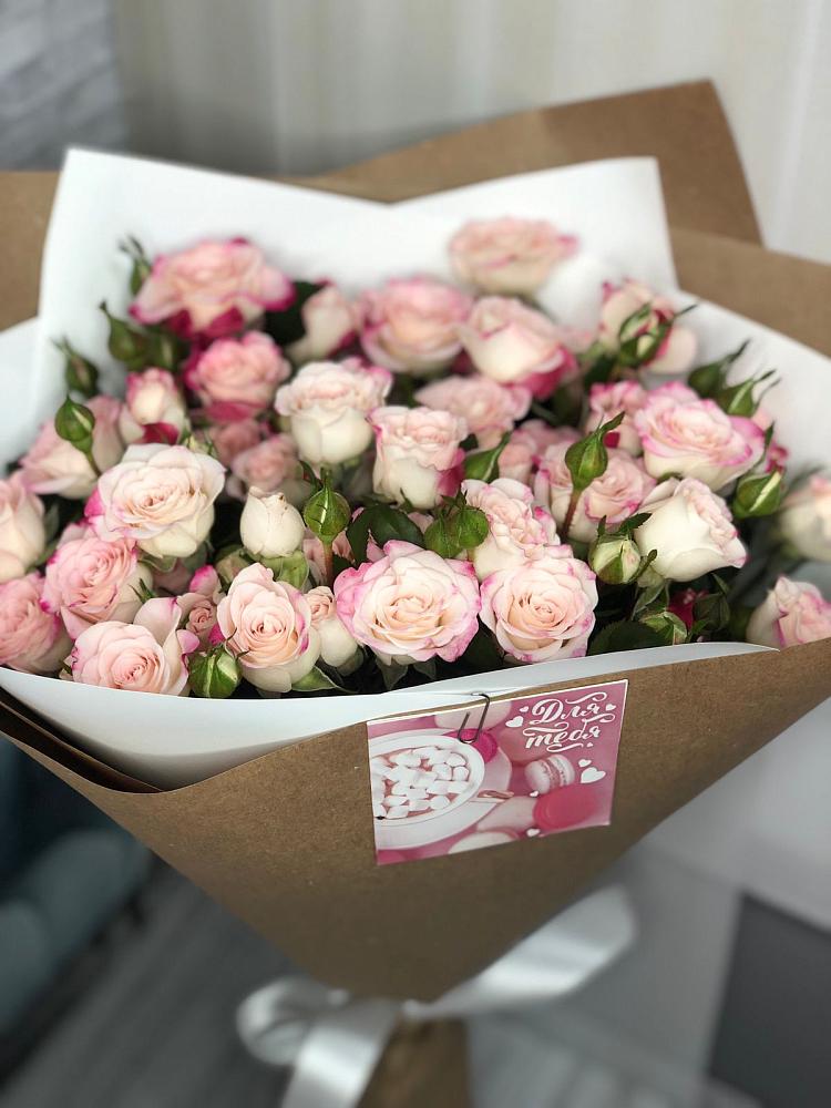 Букет цветов из: Розы в Чернышевский