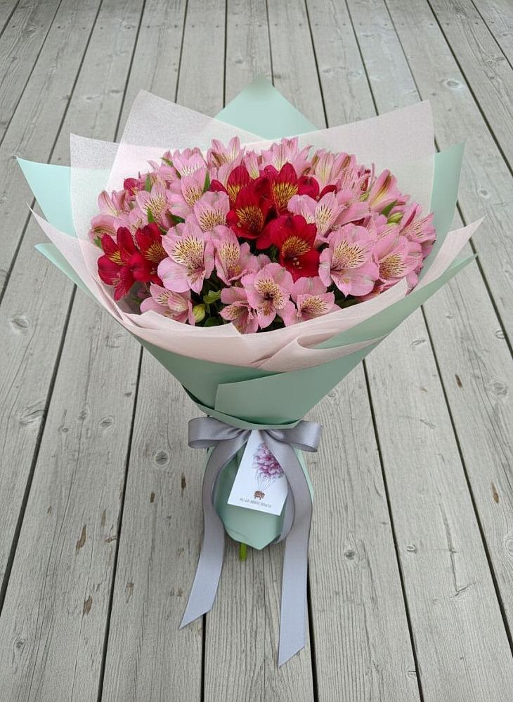 Букет цветов из: Альстромерии в Чернышевский