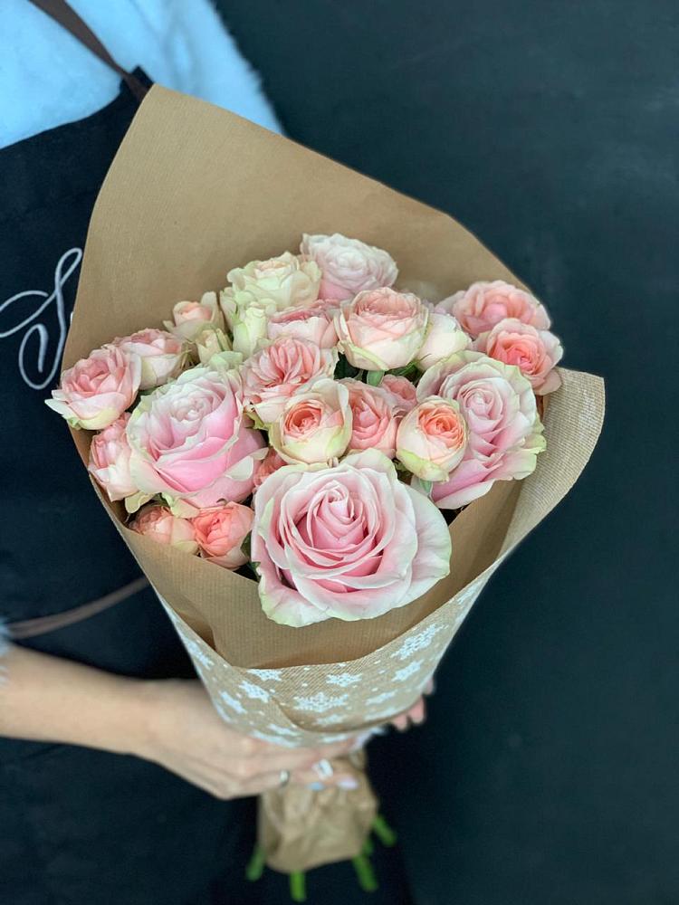 Букет цветов из: Хризантемы и Розы в Чернышевский