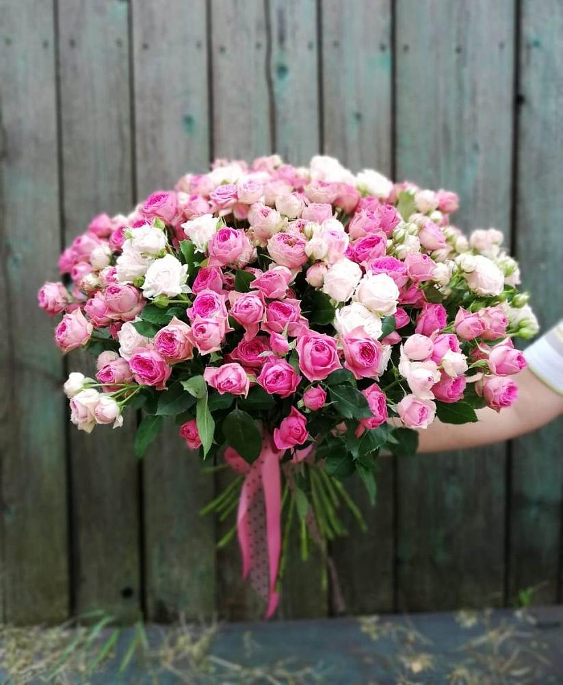 Букет Розовые кустовые розы Натали и Лав Лидия в Чернышевский