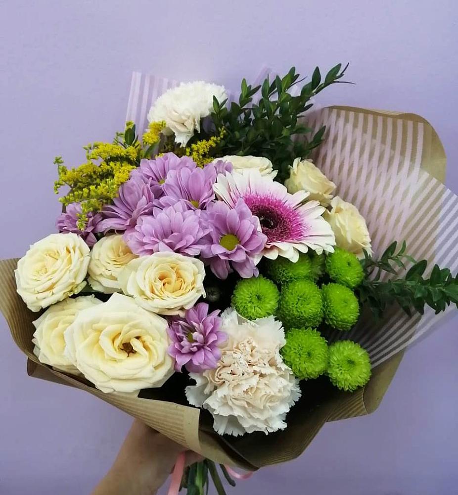 Букет цветов из: Хризантемы, Розы, Гвоздики и Герберы в Чернышевский