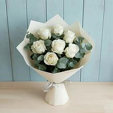 Букет Белые розы в Эвкалипте в Чернышевский